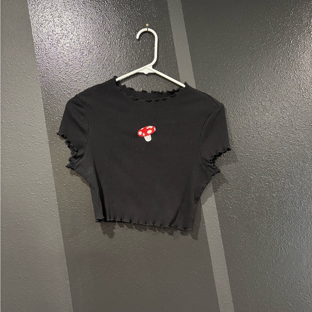 Stylish Black Crop Top with Mushroom Embroidery